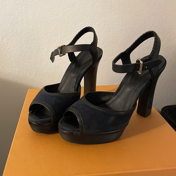 TOD’S Sandal - Picture 3 of 4